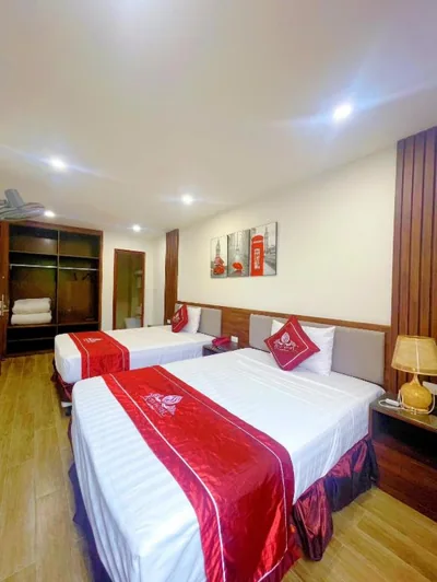Camera Queen con due letti Queen — Rosy Motel Trung Yên